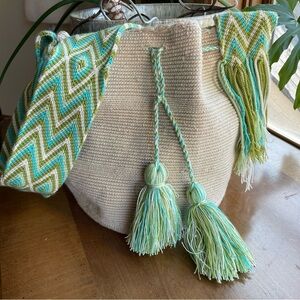 Handwoven Beige Cream and Green Wayuu Large Traditional Columbian Bag